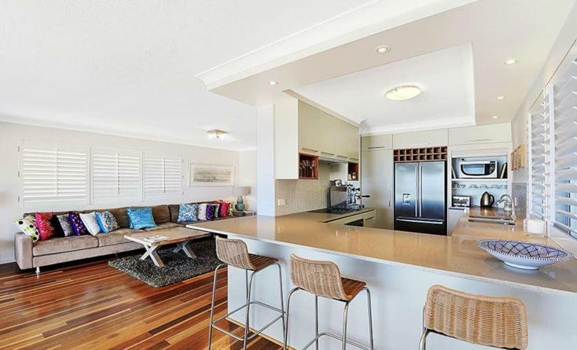 Beachfront Beauty! Gold Coast Exterior photo