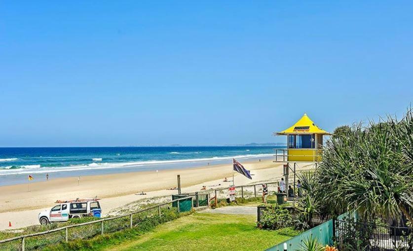 Beachfront Beauty! Gold Coast Exterior photo